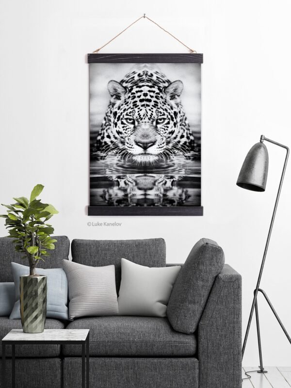 Leopard black and white print Leopard black and white print
