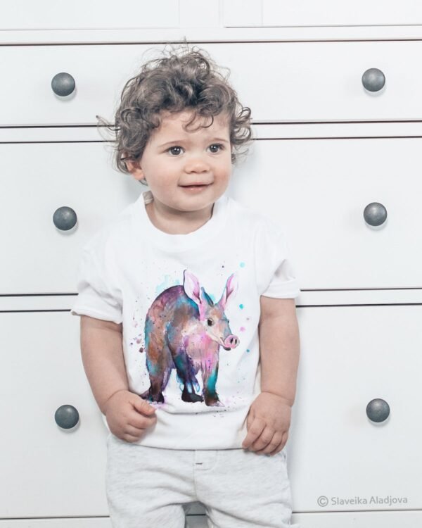 Aardvark art T-shirt