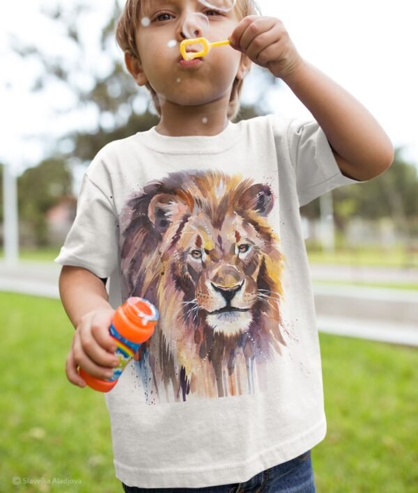 African Lion art T-shirt