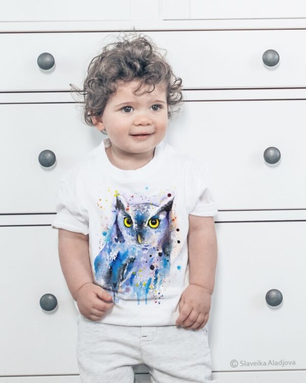 Screech owl art T-shirt