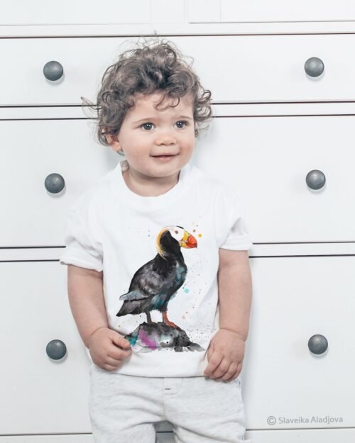 Tufted puffin art T-shirt