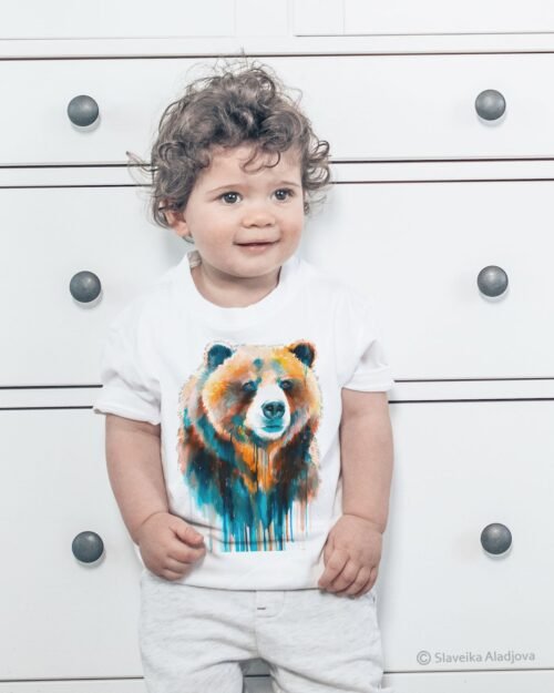 Grizzly bear art T-shirt