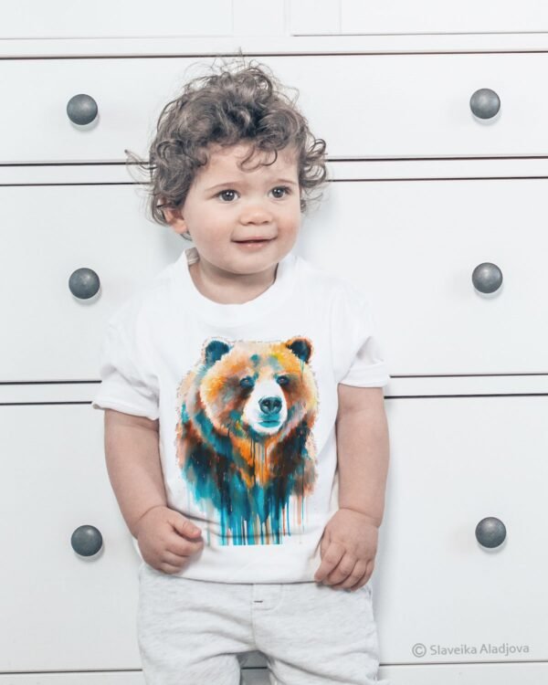 Grizzly bear art T-shirt