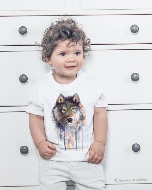 Grey wolf art T-shirt