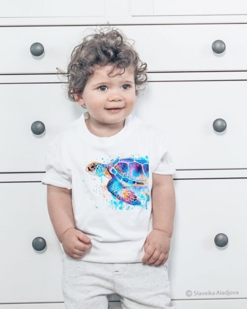 Blue Sea turtle art T-shirt