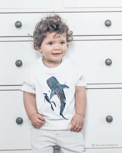 Scuba Diving with Whale Shark art T-shirt