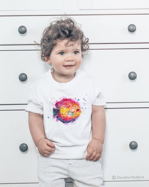 Discus fish art T-shirt