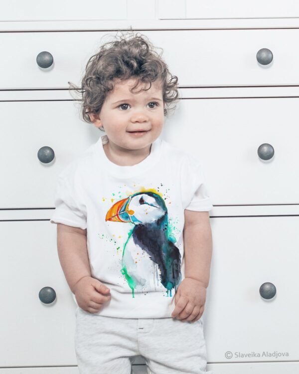 Atlantic puffin art T-shirt