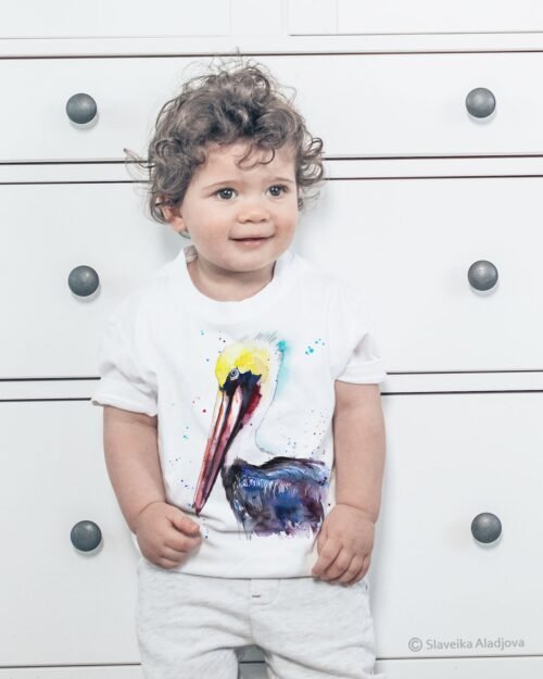 Brown pelican art T-shirt