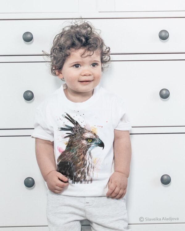 Changeable Hawk-eagle art T-shirt