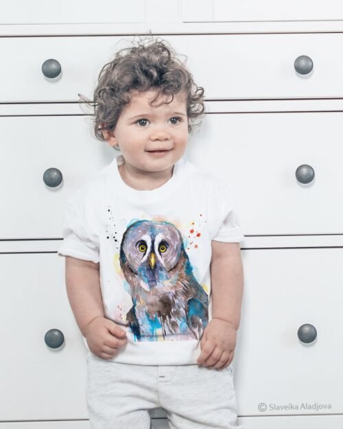 Great grey owl art T-shirt