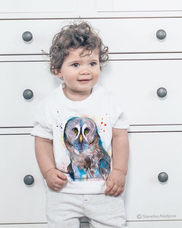 Great grey owl art T-shirt