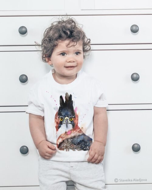 Ornate hawk-eagle art T-shirt