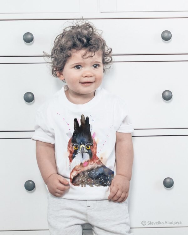Ornate hawk-eagle art T-shirt