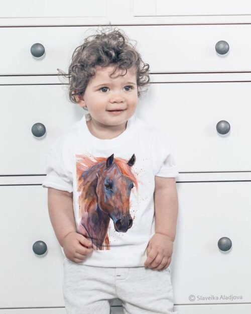 Brown Arabian horse art T-shirt