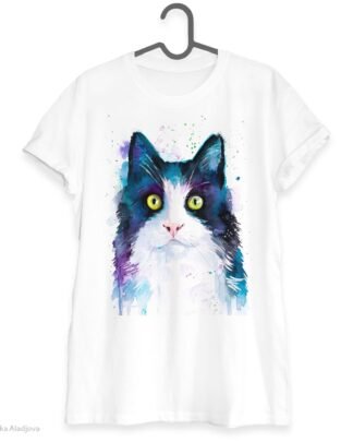 Black and white cat art T-shirt