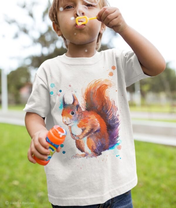 Red squirrel art T-shirt