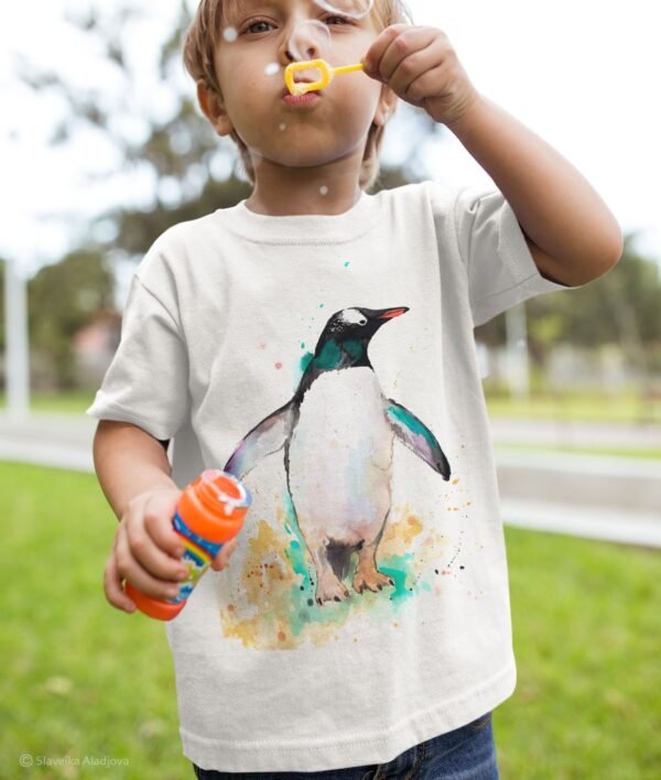 Gentoo penguin art T-shirt