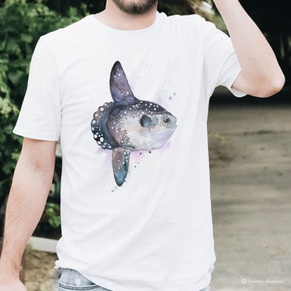Ocean sunfish art T-shirt