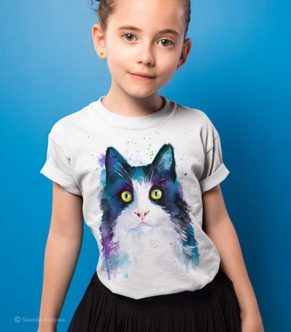 Black and white cat art T-shirt