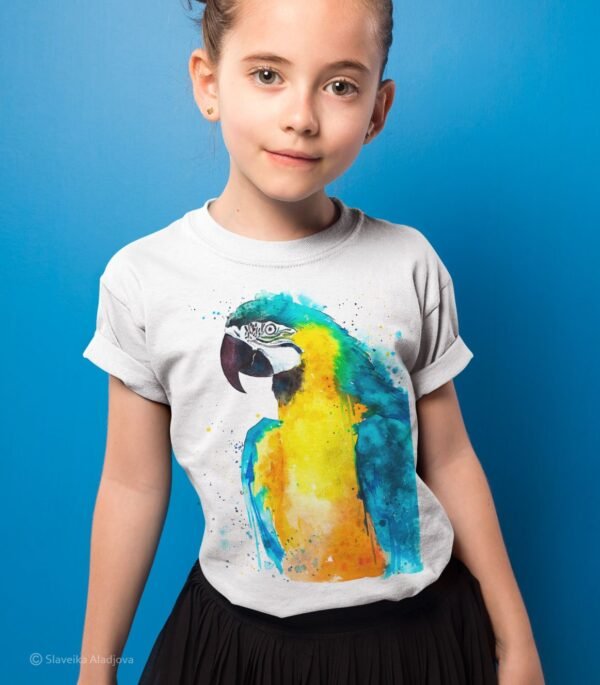 Blue and yellow macaw art T-shirt