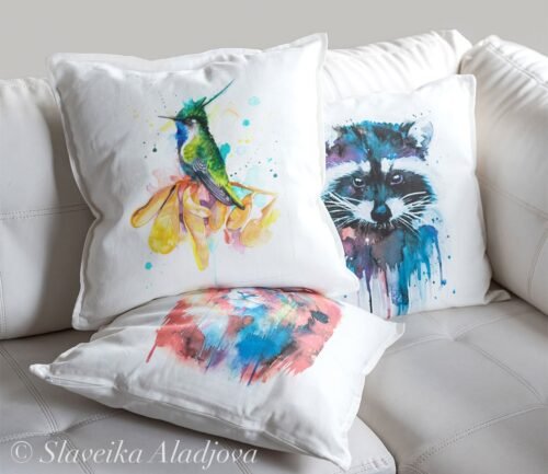Green-crowned plover-crest hummingbird art Pillow cover