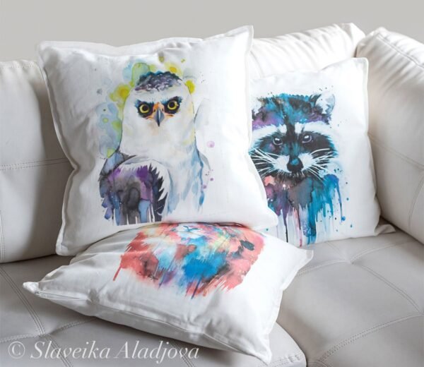 Black-and-white hawk-eagle art Pillow cover