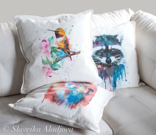 Rufous hummingbird art Pillow cover