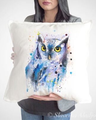 Screech owl art Pillow cover